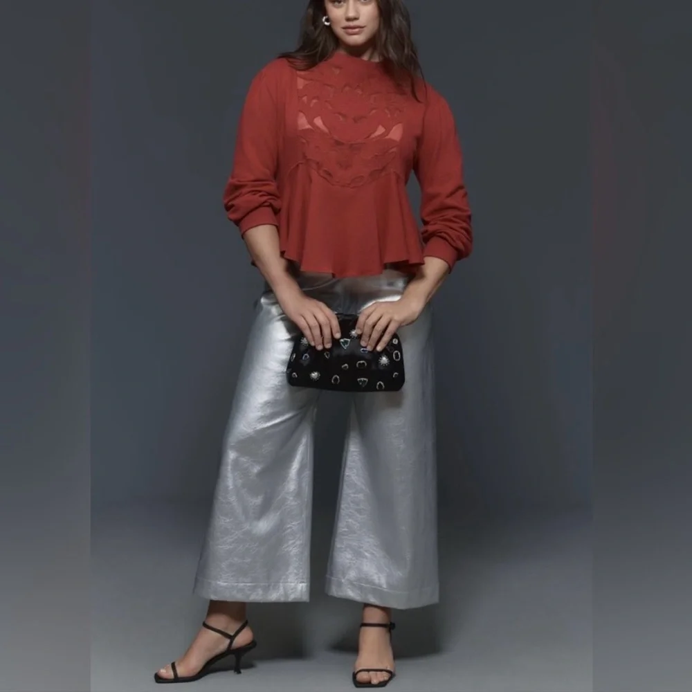 🟠🟠NWT ANTHROPOLOGIE Cutwork Swing Top in Wine